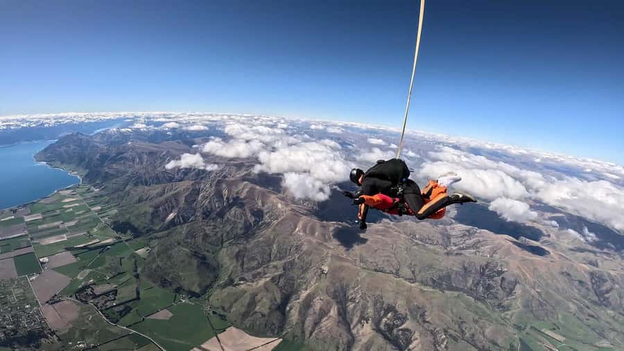 Wanaka: Tandem Skydive Experience - Transport, weather, and small practical issues
